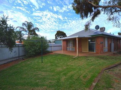 8B Siberia Close, Hannans