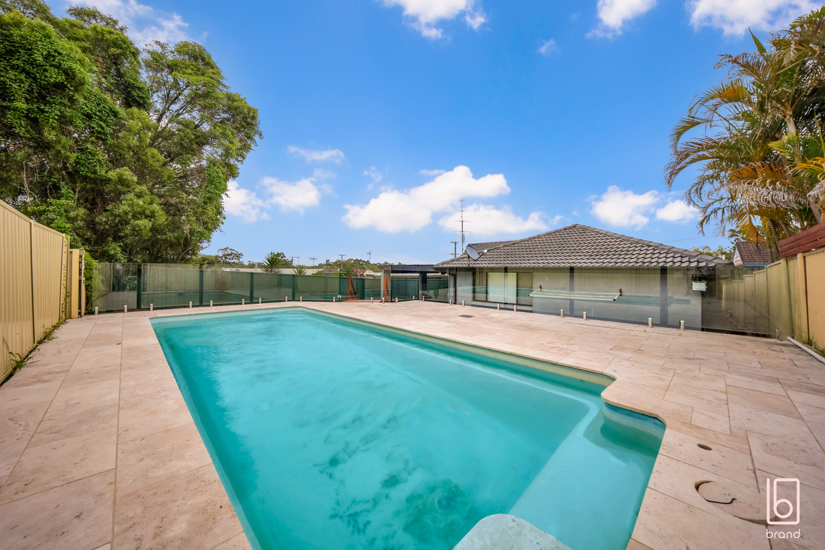 67 McKellar Boulevard, Blue Haven