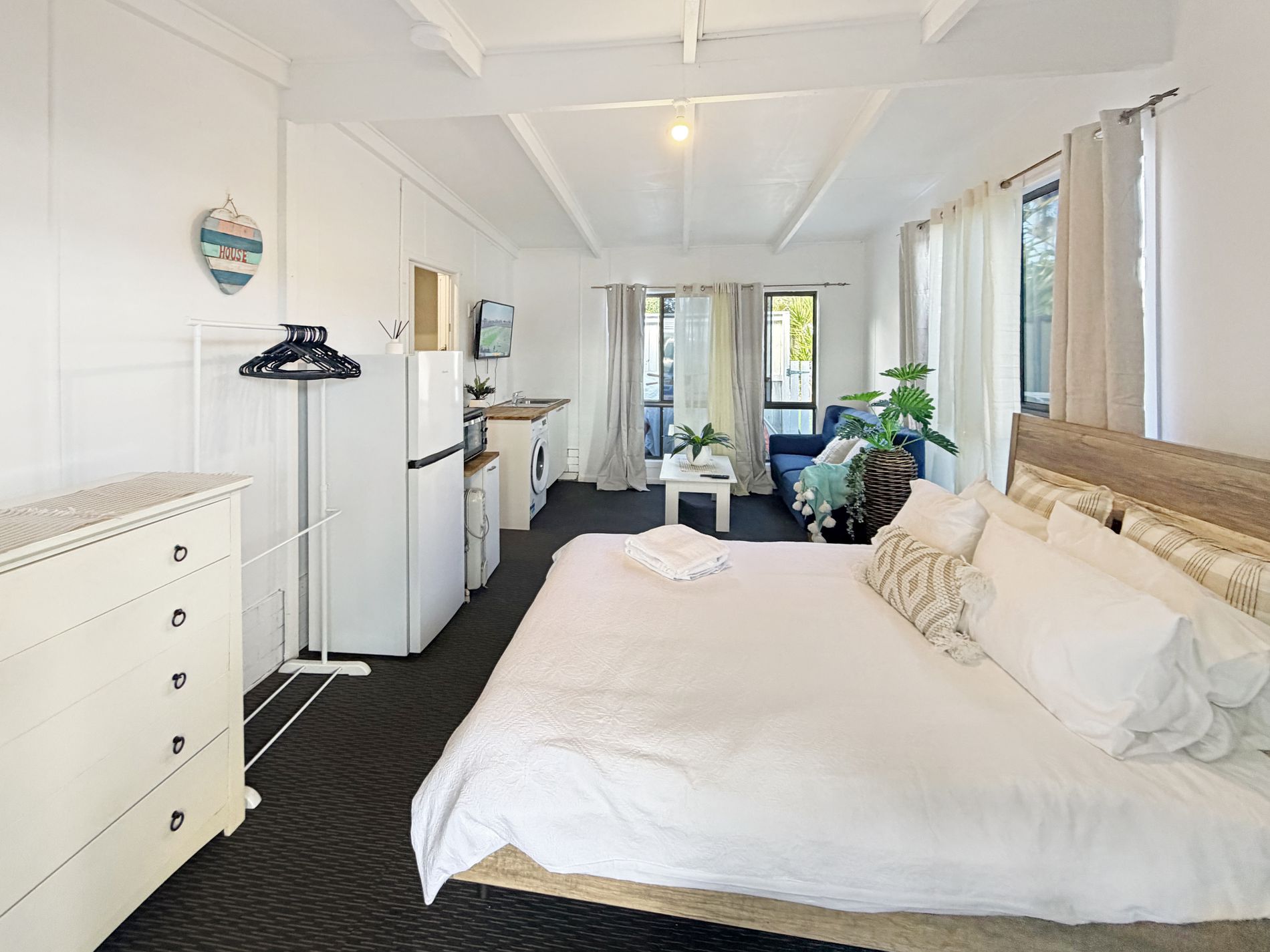 95 Westminster Avenue, Golden Beach