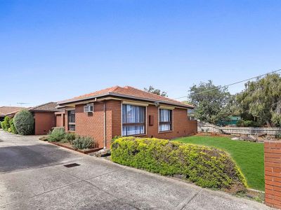 1 / 16 Callander Road, Pascoe Vale