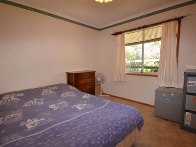 6 Myrtle Street, Tawonga South