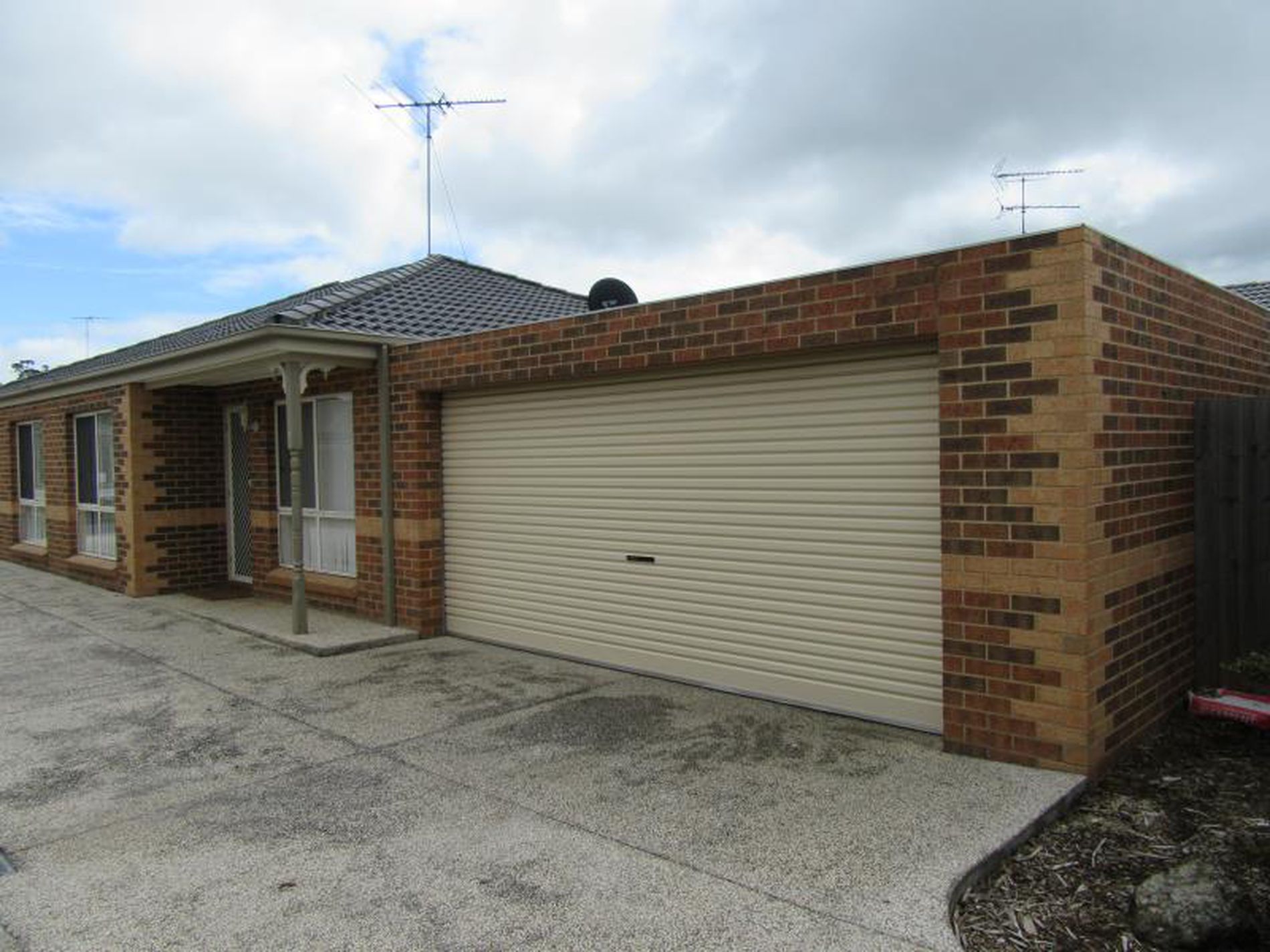 1 / 55 Haugh Street, Lovely Banks