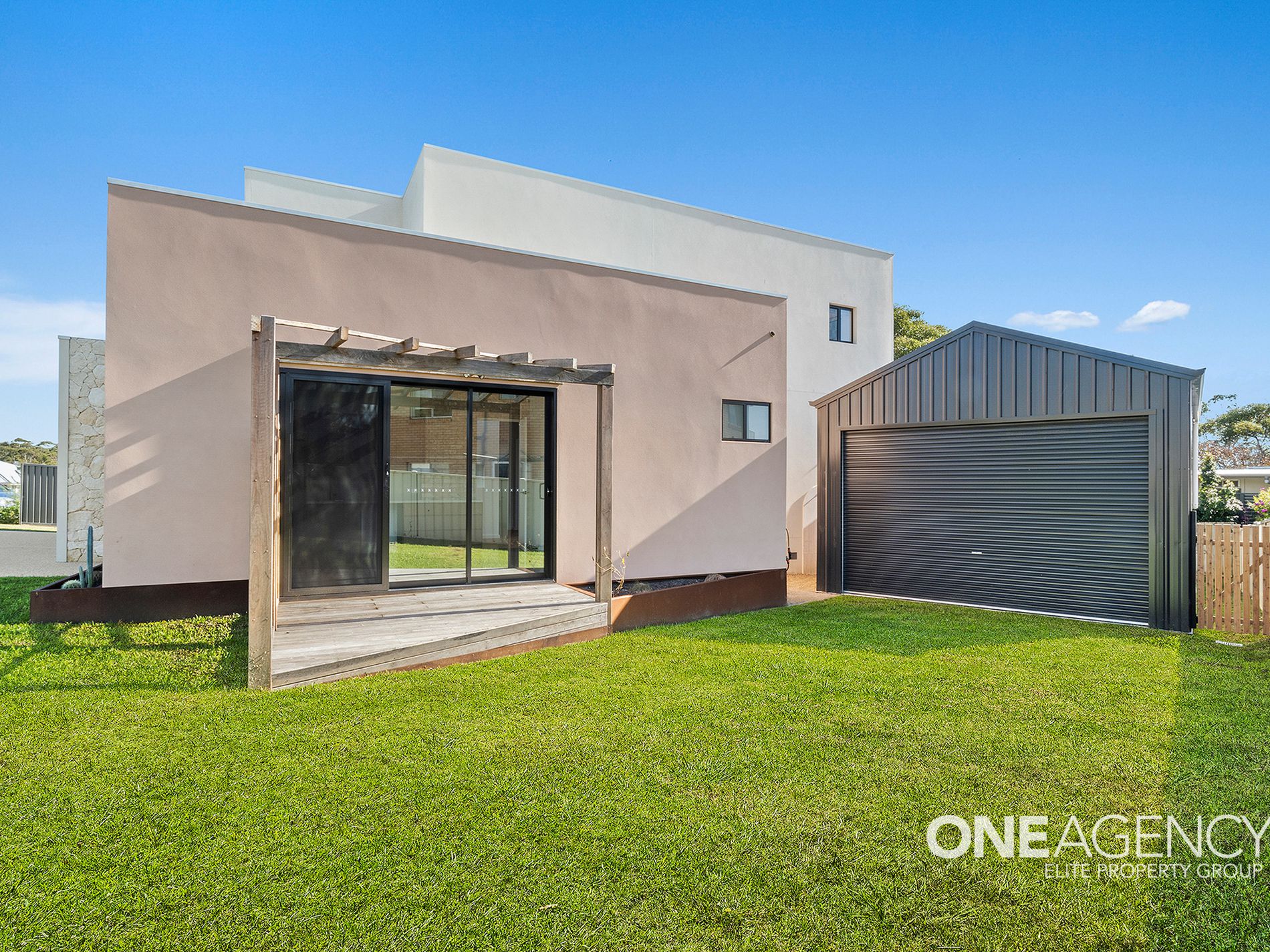4 Mirida Drive, Dolphin Point