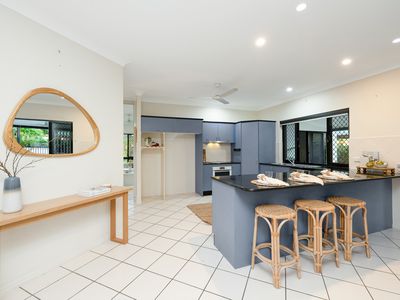 1 Saint Helens Drive, Mount Louisa