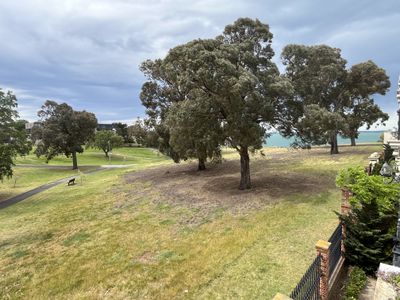 1 / 7 Holden Avenue, Rippleside