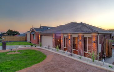 24 Yellow Gum Drive, Pakenham
