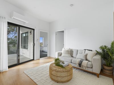 1 / 20B Frances Street, Bridport