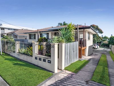 1/30 Ninth Ave, Coorparoo