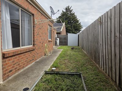 2 / 23 Mayfield Grove, Altona Meadows