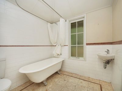 13 Melton Terrace,, Townsville City