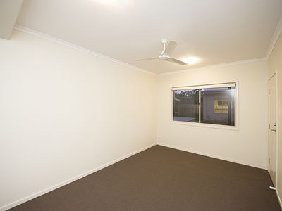 36 / 1 Collins Lane, Kin Kora