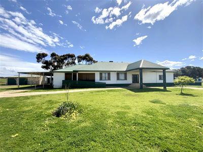 331 Calarie Road, Forbes