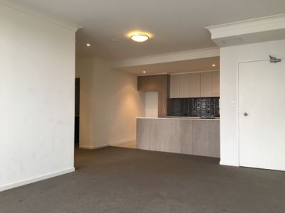 705 / 420 Macquarie Street, Liverpool