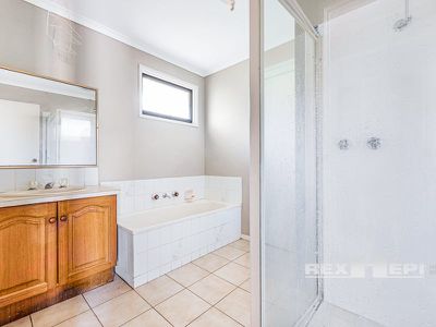 4A King David Court, Hampton Park