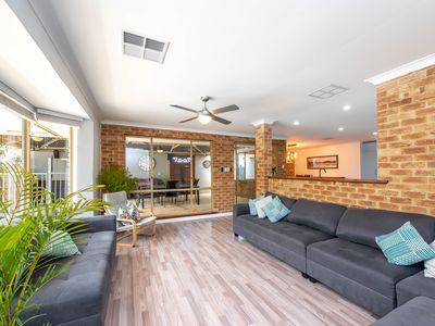 59 Emerald Way, Edgewater