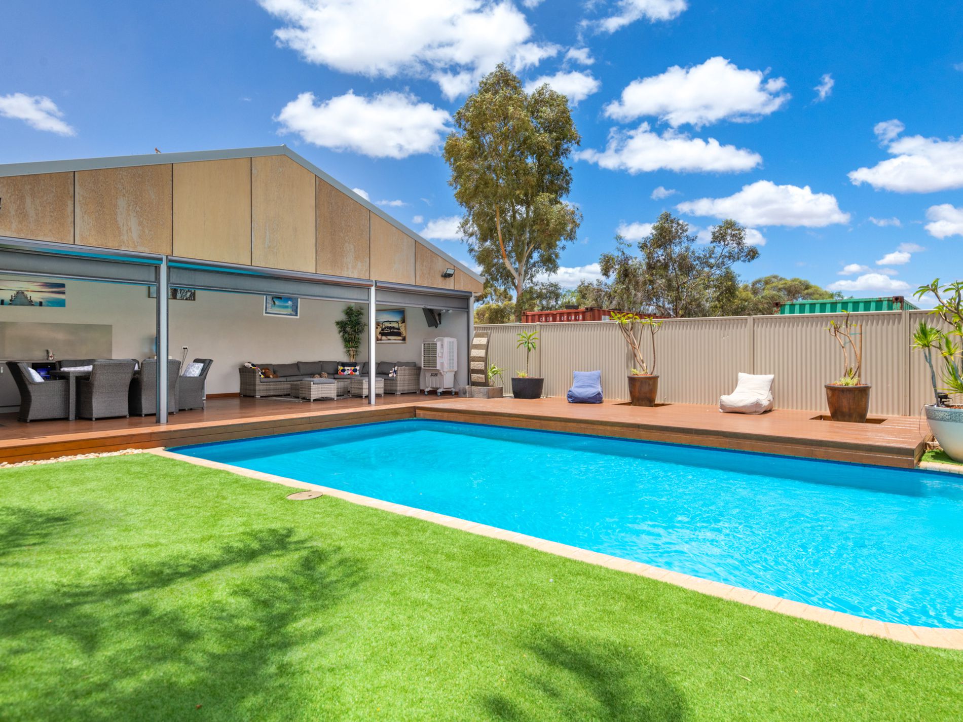 31 Gatacre Drive, Somerville