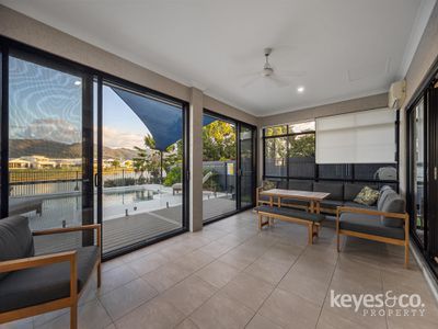 27 Broadwater Terrace, Idalia