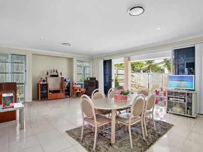 160 The Avenue, Peregian Springs