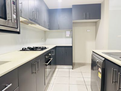 2/8 Elizabeth Street, Parramatta