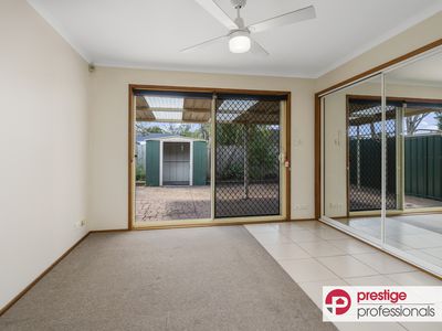 21 Paroo Court, Wattle Grove