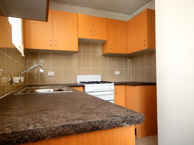 2 / 7 Mascot Drive, Eastlakes