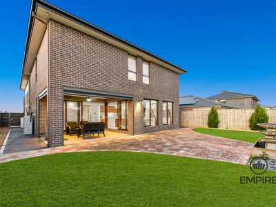 12 Feathertail Avenue, Clyde North