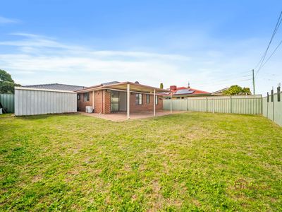 11 Hotchkiss Close, Thornlie