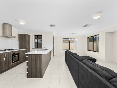 17 Greenwich Way, Success
