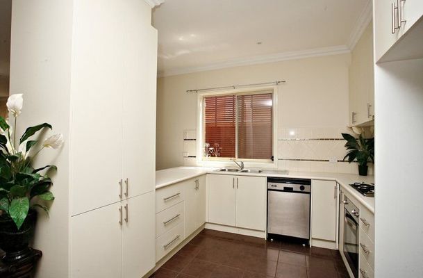 7 Marchmont Rise, Craigieburn