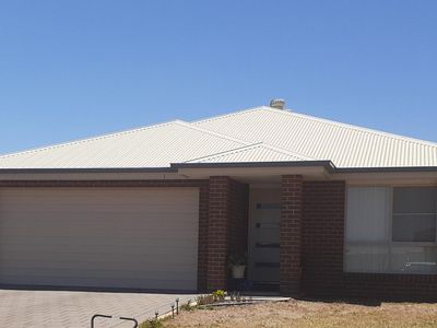 6 Graza Avenue, Dubbo