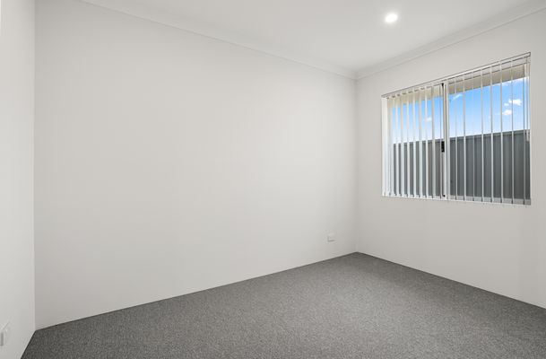 4 Lustre Rd, Baldivis
