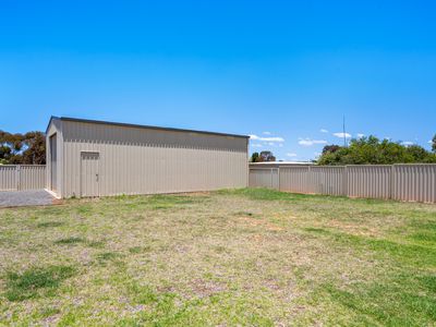 27 Riseberry Way, Somerville