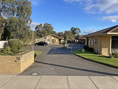 4 / 18 Station Street, Kangaroo Flat