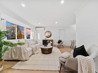 93 Evelyn Rd, Wynnum West