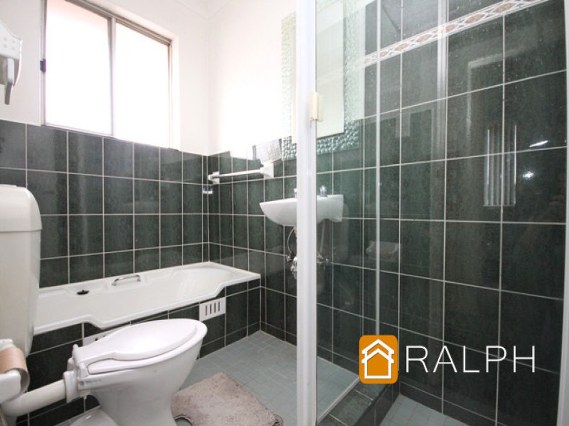 8 / 1 Flora Street, Roselands