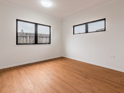 2 Sommerset Drive , Atherton