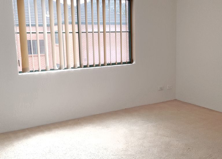 15 / 11 Cahors Road, Padstow