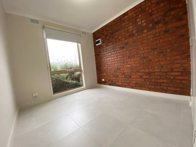 1 / 102 Synnot Street, Werribee
