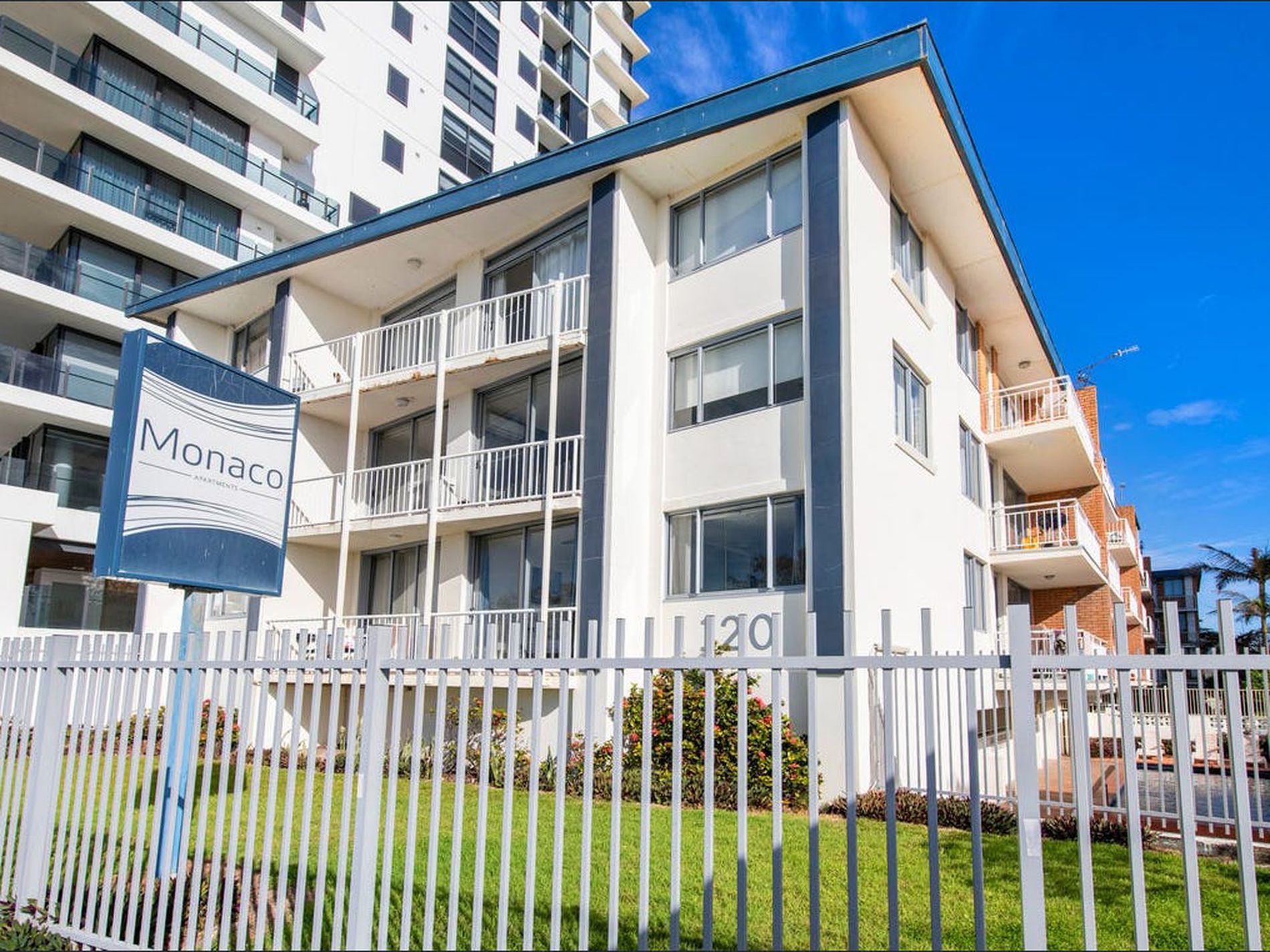 25 / 120 The Esplanade, Surfers Paradise