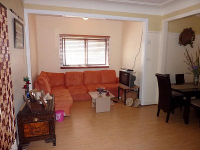 11 Hilton Ave, Roselands