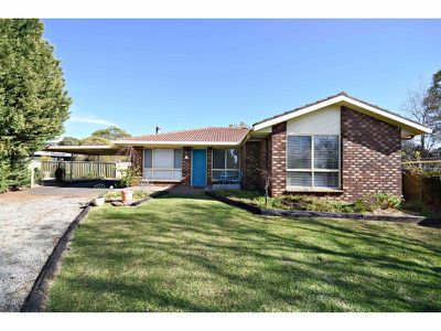 27 Pegasus Place, Dubbo