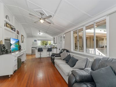 86 Eyre Street, North Ward