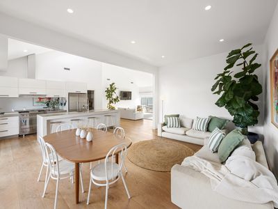 18 Cunninghame Street, Sale