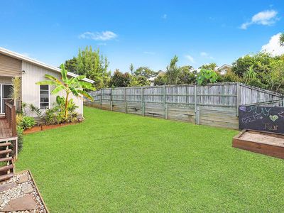 8 Crows Ash Court, Palmwoods