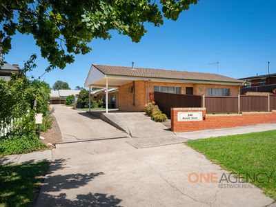 240 Russell Street, Bathurst