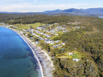 118 Kingfish Beach Road, Southport