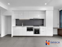 910 / 10 Trinity Street, Fortitude Valley