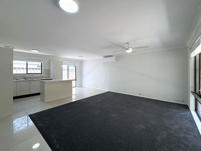 11 The Parkway, Mallabula