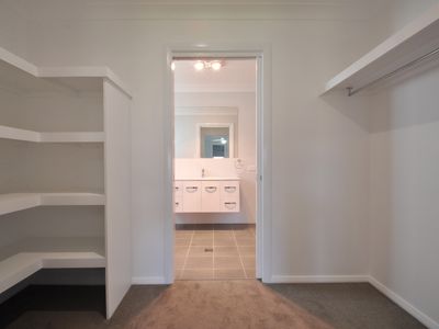 2 Venetian Court, Dubbo