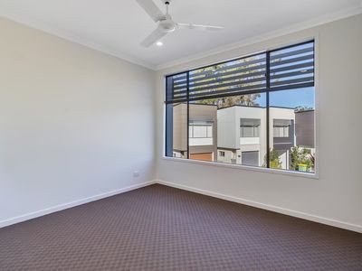 30 / 460 Pine Ridge Road, Coombabah